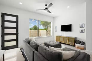 1006 Winsted Ln, Austin, TX 78703 - Photo 5