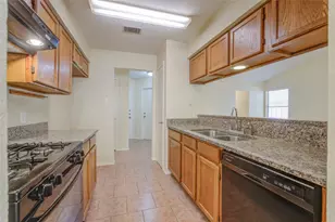 9000 Marsh Dr, Austin, TX 78748 - Photo 15