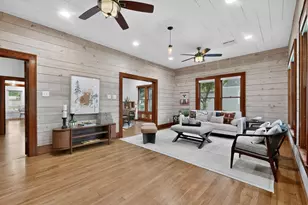 905 Howard St, Taylor, TX 76574 - Photo 11