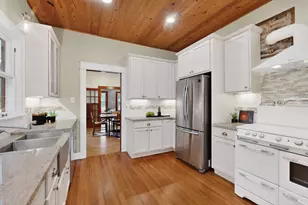 905 Howard St, Taylor, TX 76574 - Photo 15