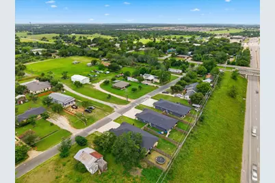 109 Fisher Street #A & B, Elgin, TX 78621 - Photo 3