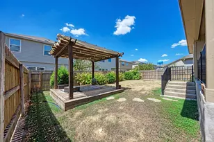629 Shimek Ln, Jarrell, TX 76537 - Photo 33