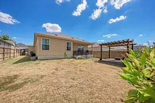629 Shimek Ln, Jarrell, TX 76537 - Photo 35
