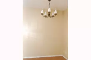 202 E 32nd St, Austin, TX 78705 - Photo 3