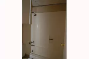 202 E 32nd St, Austin, TX 78705 - Photo 5