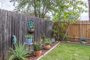 210 Wincliff Dr, Buda, TX 78610 - Photo 29