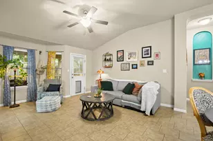 210 Wincliff Dr, Buda, TX 78610 - Photo 15