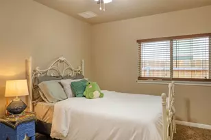 210 Wincliff Dr, Buda, TX 78610 - Photo 21