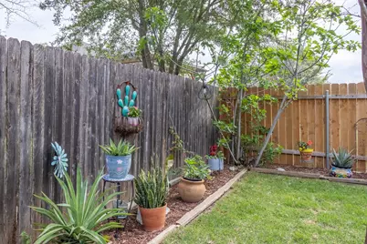 210 Wincliff Drive, Buda, TX 78610 - Photo 21