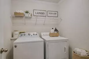 229 Holman Path, Hutto, TX 78634 - Photo 17