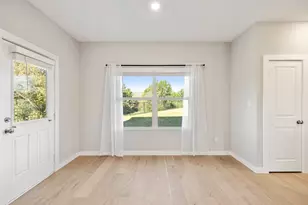 440 Wolf Springs Rd, Georgetown, TX 78628 - Photo 17