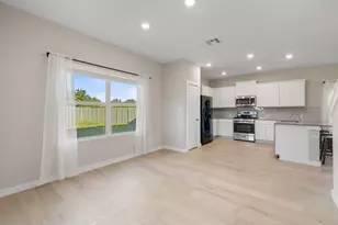 440 Wolf Springs Rd, Georgetown, TX 78628 - Photo 15