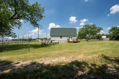 13902 Fm 812, Del Valle, TX 78617 - Photo 3