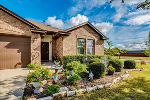 172 Mistflower Ln, Kyle, TX 78640 - Photo 1
