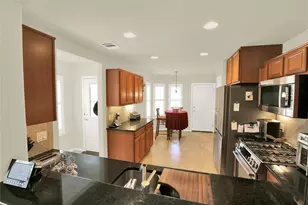 104 Sheldon Lake Dr, Georgetown, TX 78633 - Photo 11