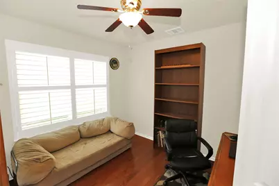 104 Sheldon Lake Drive, Georgetown, TX 78633 - Photo 25