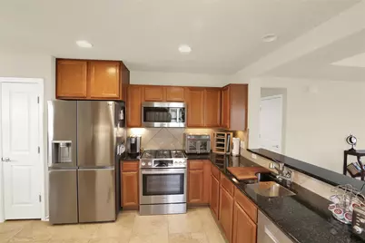 104 Sheldon Lake Drive, Georgetown, TX 78633 - Photo 5