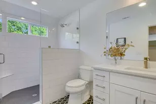 1313 Garden St, Austin, TX 78702 - Photo 13