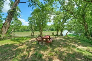 906 Water St, Manor, TX 78653 - Photo 19