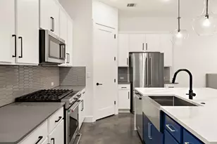 4602 Mt Vernon Dr, Austin, TX 78745 - Photo 7