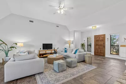 116 Lei Court, Bastrop, TX 78602 - Photo 7