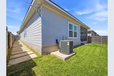 208 Winding Hollow Lane, Georgetown, TX 78628 - Photo 33
