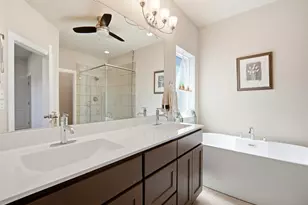 208 Winding Hollow Ln, Georgetown, TX 78628 - Photo 27