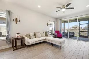 208 Winding Hollow Ln, Georgetown, TX 78628 - Photo 9