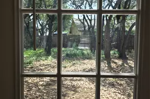 1617 Gracy Farms Ln, Austin, TX 78758 - Photo 19