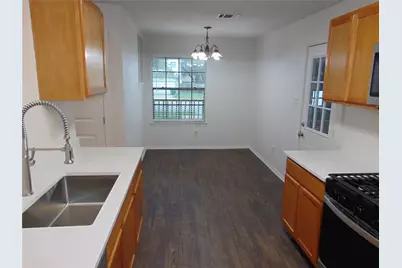1617 Gracy Farms Lane, Austin, TX 78758 - Photo 9
