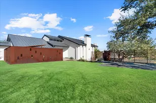 2100 Headwater Ln, Austin, TX 78746 - Photo 21