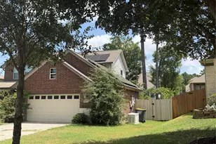 2411 Sunset Mist Ln, Conroe, TX 77304 - Photo 3