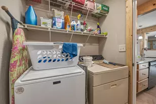 513 Texas Ave, Round Rock, TX 78664 - Photo 11