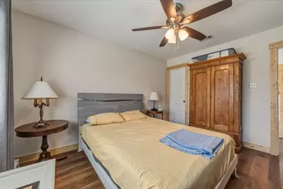 513 Texas Avenue, Round Rock, TX 78664 - Photo 17