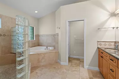 10200 Birdlip Circle, Austin, TX 78733 - Photo 9