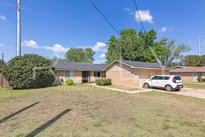 409 E Janis Drive #B, Georgetown, TX 78628 - Photo 1