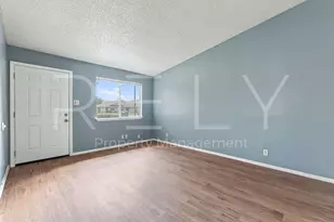 409 E Janis Dr, Georgetown, TX 78628 - Photo 7