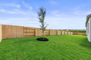 136 Dawn Dr, Kyle, TX 78640 - Photo 37