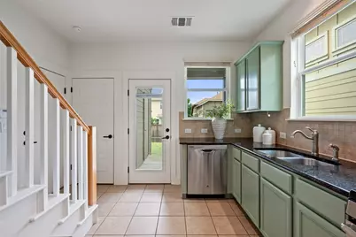 909 Mountaineer Lane, Austin, TX 78757 - Photo 7