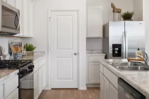 206 Constanza Trl, Bastrop, TX 78602 - Photo 11