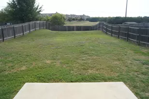 8322 Campeche Bay Pl, Round Rock, TX 78681 - Photo 25