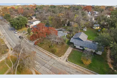 6201 Shoal Creek Boulevard, Austin, TX 78757 - Photo 15