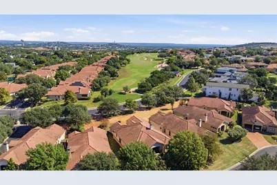321 Jack Nicklaus Drive, Lakeway, TX 78738 - Photo 35
