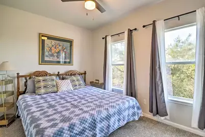 1404 E 3rd Street, Georgetown, TX 78626 - Photo 9