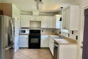 1709 Royal Ascot Dr, Pflugerville, TX 78660 - Photo 11