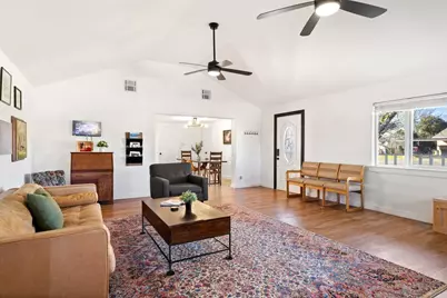 601 W Cypress, Johnson City, TX 78636 - Photo 3