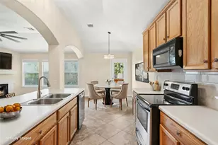 11407 Murchison St, Manor, TX 78653 - Photo 5