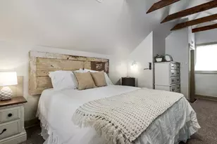 104 Austin St, Fredericksburg, TX 78624 - Photo 27