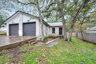 108 S Kaupo Dr, Bastrop, TX 78602 - Photo 15