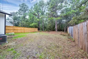 108 S Kaupo Dr, Bastrop, TX 78602 - Photo 31